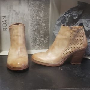Roan by Bed Stu Catalina Booties